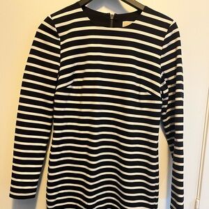 Long sleeve Micheal Kors dress (thigh length)